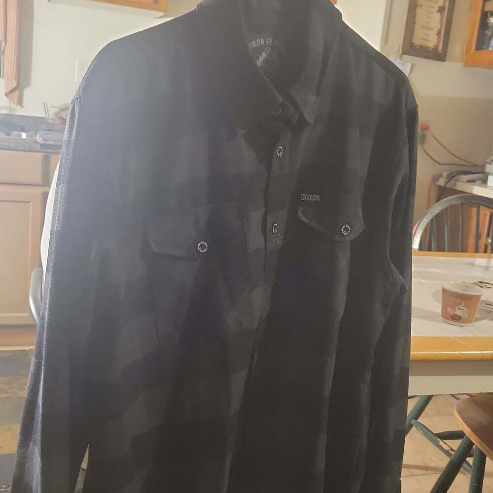 Dixxon Men's Murked Heritage Flannel Grey/Black Plaid Long Sleeve Shirt
